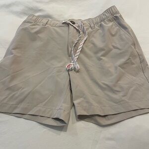 Chubbies Lined Everywear Performance Short size medium in the khakinator